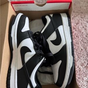 Nike Panda Dunk Low’s